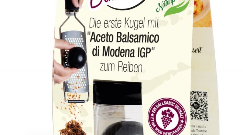 Antica Acetaia della Marchesa - die Balsamico-Kugel zum Reiben. Foto: Adronaco