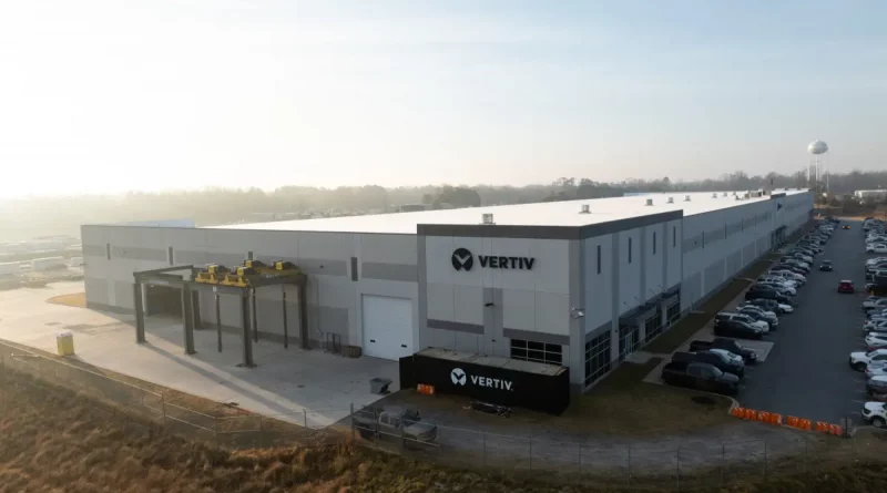 Vertiv kündigt den Ausbau der Produktionskapazitäten für Infrastrukturlösungen, Stromversorgungs- und Rack-Systeme an, um der steigenden Nachfrage gerecht zu werden